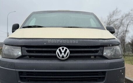 Volkswagen Transporter T5 рестайлинг, 2012 год, 1 000 000 рублей, 7 фотография