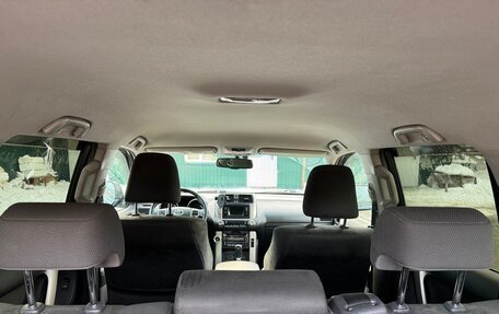 Toyota Land Cruiser Prado 150 рестайлинг 2, 2011 год, 2 600 000 рублей, 13 фотография