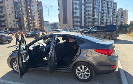 Hyundai Solaris II рестайлинг, 2012 год, 695 000 рублей, 8 фотография