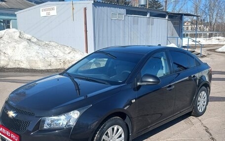 Chevrolet Cruze II, 2011 год, 910 000 рублей, 7 фотография