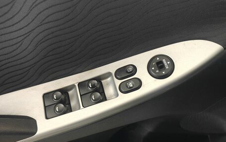 Hyundai Solaris II рестайлинг, 2013 год, 599 000 рублей, 17 фотография