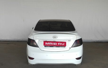 Hyundai Solaris II рестайлинг, 2013 год, 599 000 рублей, 5 фотография