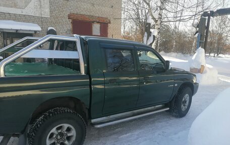 Mitsubishi L200 III рестайлинг, 2005 год, 950 000 рублей, 5 фотография