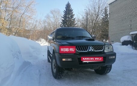 Mitsubishi L200 III рестайлинг, 2005 год, 950 000 рублей, 13 фотография