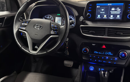 Hyundai Tucson III, 2019 год, 2 300 000 рублей, 22 фотография