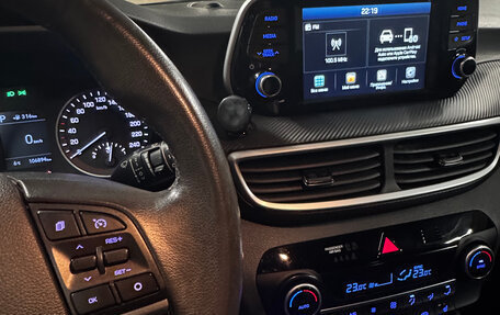 Hyundai Tucson III, 2019 год, 2 300 000 рублей, 25 фотография