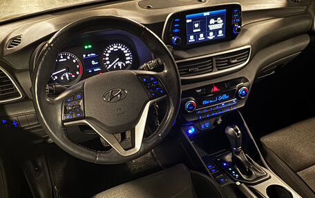 Hyundai Tucson III, 2019 год, 2 300 000 рублей, 23 фотография