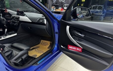 BMW 3 серия, 2018 год, 3 000 000 рублей, 13 фотография