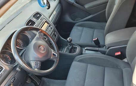 Volkswagen Golf VI, 2011 год, 690 000 рублей, 8 фотография