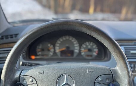 Mercedes-Benz E-Класс, 2000 год, 215 000 рублей, 13 фотография