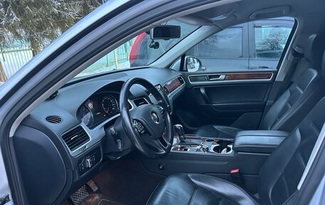 Volkswagen Touareg III, 2011 год, 2 100 000 рублей, 7 фотография