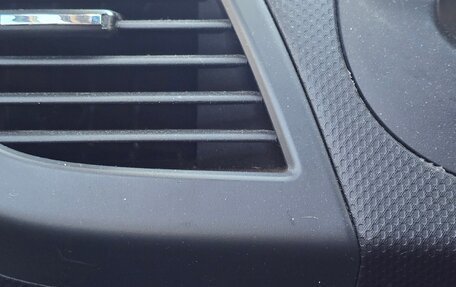 Hyundai Solaris II рестайлинг, 2011 год, 595 000 рублей, 15 фотография