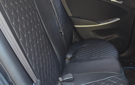 Hyundai Solaris II рестайлинг, 2011 год, 595 000 рублей, 18 фотография