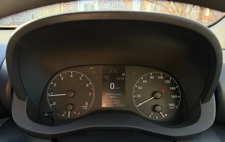 Toyota Yaris, 2020 год, 1 260 000 рублей, 10 фотография