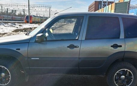 Chevrolet Niva I рестайлинг, 2012 год, 450 000 рублей, 7 фотография