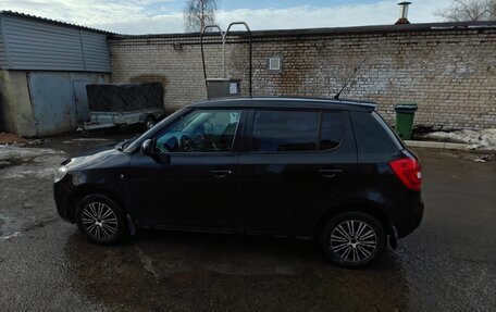 Skoda Fabia II, 2009 год, 570 000 рублей, 2 фотография