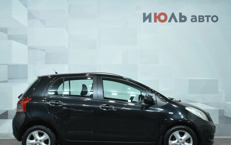 Toyota Yaris III рестайлинг, 2007 год, 630 000 рублей, 9 фотография
