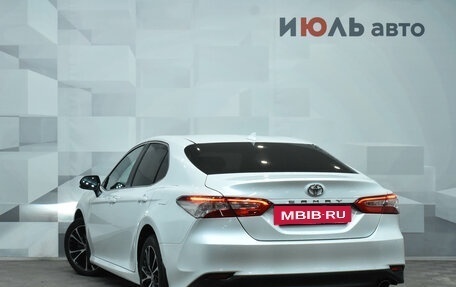 Toyota Camry, 2020 год, 3 400 000 рублей, 4 фотография