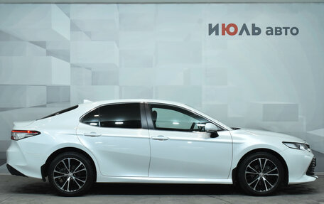 Toyota Camry, 2020 год, 3 400 000 рублей, 9 фотография