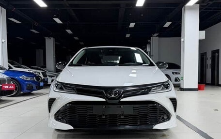 Toyota Corolla, 2023 год, 1 840 000 рублей, 2 фотография
