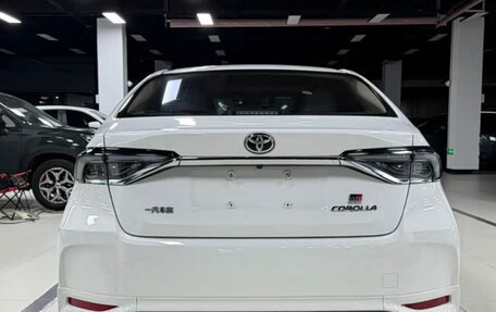 Toyota Corolla, 2023 год, 1 840 000 рублей, 6 фотография