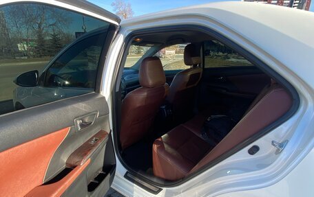 Toyota Camry, 2015 год, 2 300 000 рублей, 12 фотография