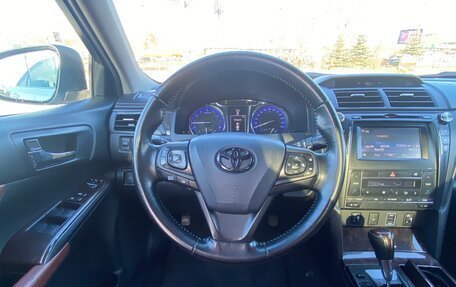 Toyota Camry, 2015 год, 2 300 000 рублей, 9 фотография