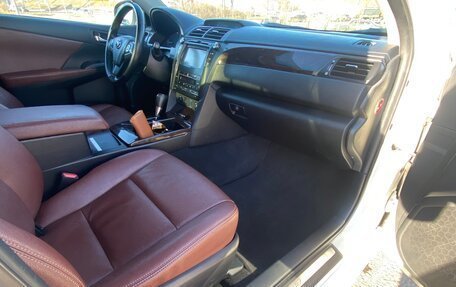 Toyota Camry, 2015 год, 2 300 000 рублей, 11 фотография