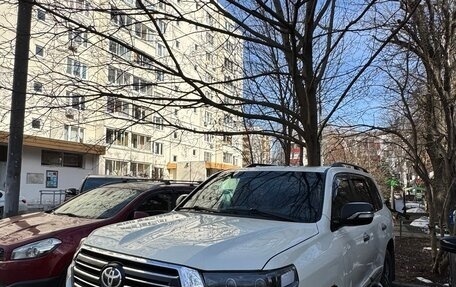 Toyota Land Cruiser 200, 2014 год, 4 400 000 рублей, 2 фотография