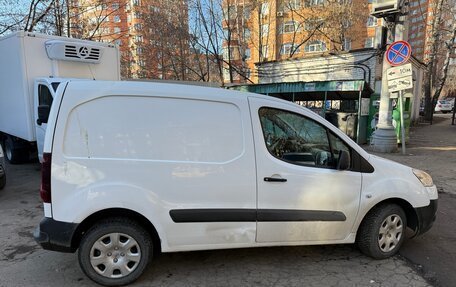 Peugeot Partner II рестайлинг 2, 2014 год, 730 000 рублей, 7 фотография