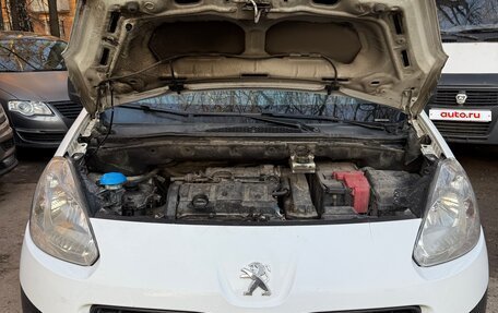 Peugeot Partner II рестайлинг 2, 2014 год, 730 000 рублей, 11 фотография