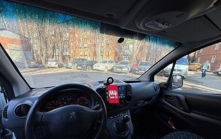 Peugeot Partner II рестайлинг 2, 2014 год, 730 000 рублей, 2 фотография