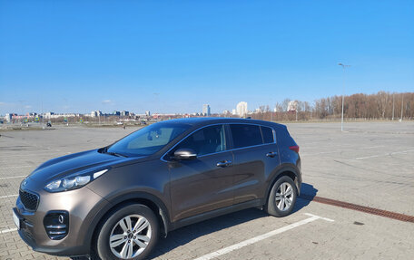 KIA Sportage IV рестайлинг, 2017 год, 2 100 000 рублей, 6 фотография