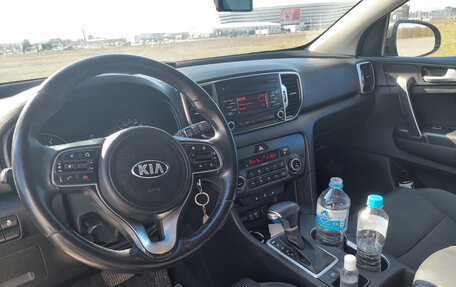 KIA Sportage IV рестайлинг, 2017 год, 2 100 000 рублей, 2 фотография