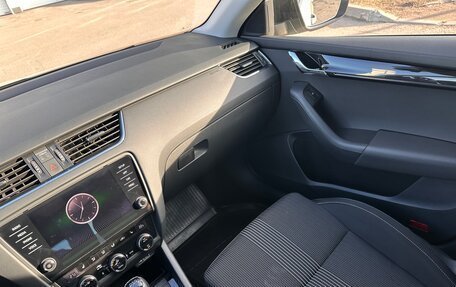 Skoda Octavia, 2018 год, 1 790 000 рублей, 13 фотография