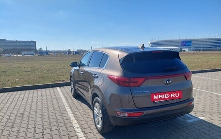 KIA Sportage IV рестайлинг, 2017 год, 2 100 000 рублей, 5 фотография