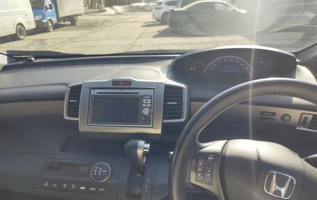 Honda Freed I, 2013 год, 855 000 рублей, 5 фотография