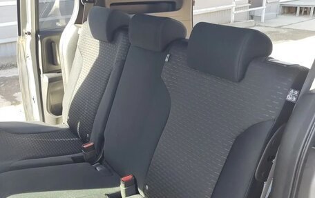 Honda Freed I, 2013 год, 855 000 рублей, 9 фотография