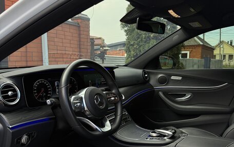 Mercedes-Benz E-Класс, 2019 год, 6 000 000 рублей, 5 фотография