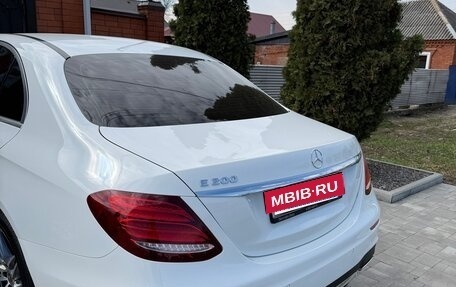 Mercedes-Benz E-Класс, 2019 год, 6 000 000 рублей, 4 фотография