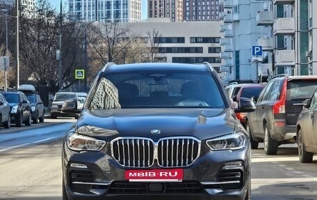 BMW X5, 2020 год, 6 890 000 рублей, 2 фотография