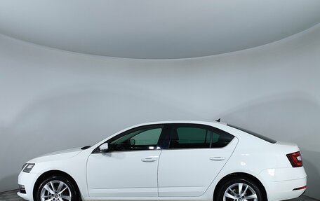 Skoda Octavia, 2018 год, 1 799 000 рублей, 5 фотография