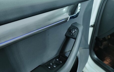 Skoda Octavia, 2018 год, 1 799 000 рублей, 23 фотография