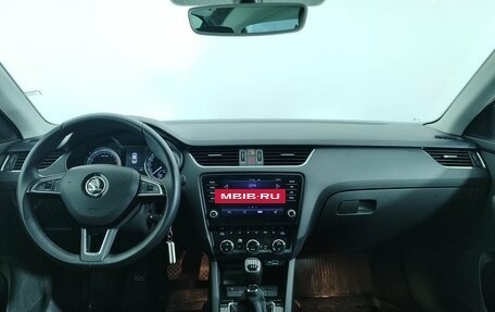 Skoda Octavia, 2018 год, 1 799 000 рублей, 12 фотография