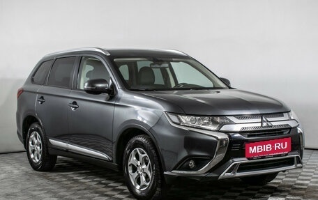 Mitsubishi Outlander III рестайлинг 3, 2019 год, 2 390 000 рублей, 3 фотография