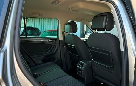 Volkswagen Tiguan II, 2018 год, 2 648 800 рублей, 8 фотография