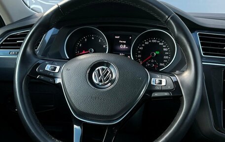 Volkswagen Tiguan II, 2018 год, 2 648 800 рублей, 22 фотография