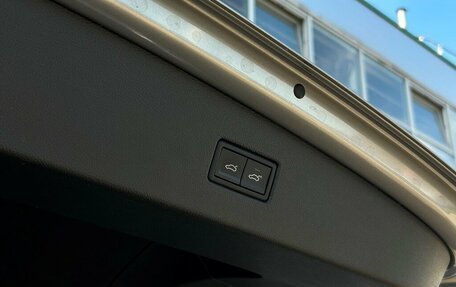 Volkswagen Tiguan II, 2018 год, 2 648 800 рублей, 17 фотография