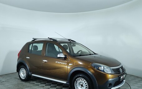 Renault Sandero I, 2014 год, 825 000 рублей, 3 фотография