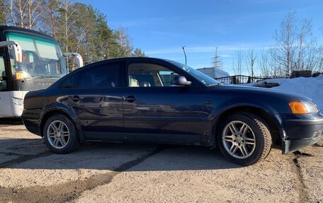 Volkswagen Passat B5+ рестайлинг, 1997 год, 320 000 рублей, 2 фотография